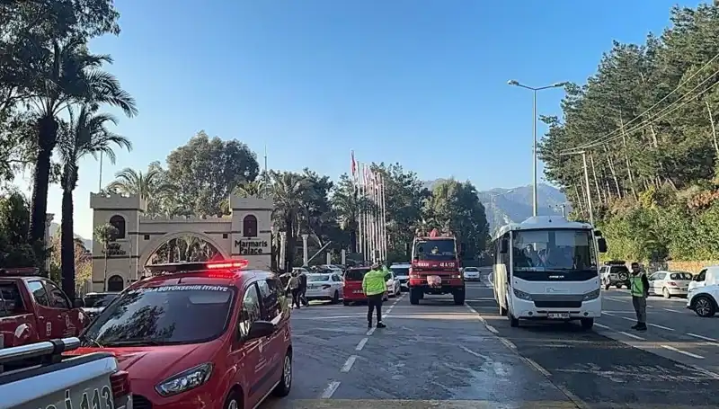 Muğla'da Beş Yıldızlı Otelde Korkutan Yangın: Tatilcilerin Hayatını Tehdit Etti
