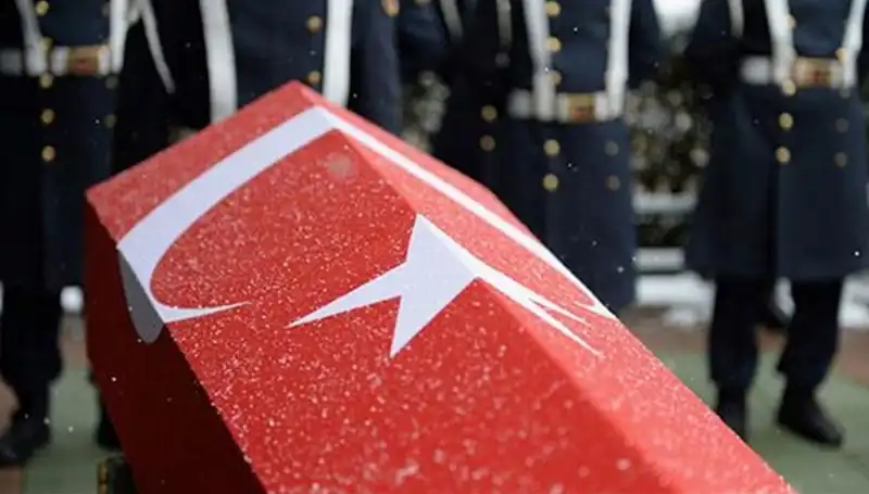 Pençe Kilit Operasyonu'nda Yaralanan Askerimiz Şehit Düştü, Ülkemizi Saran Acı Haberi