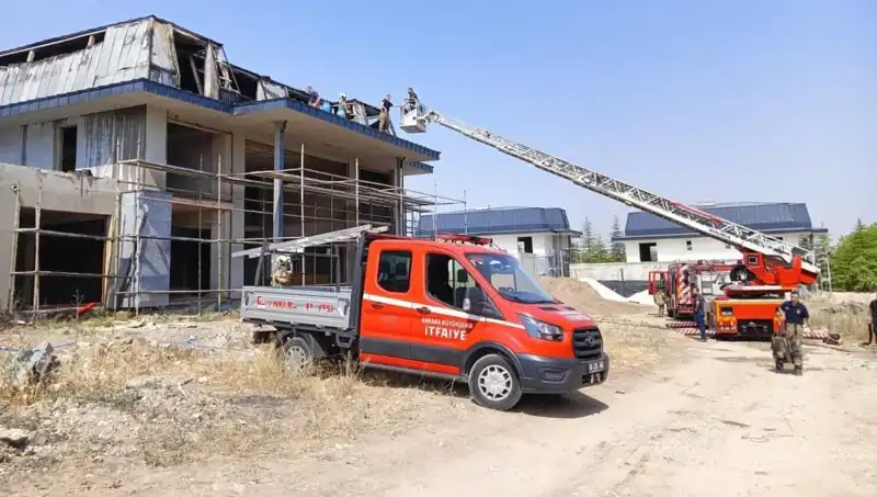 Ankara Gölbaşı'nda Villalara Sıçrayan Yangın: Büyük Tehlike Ortaya Çıktı