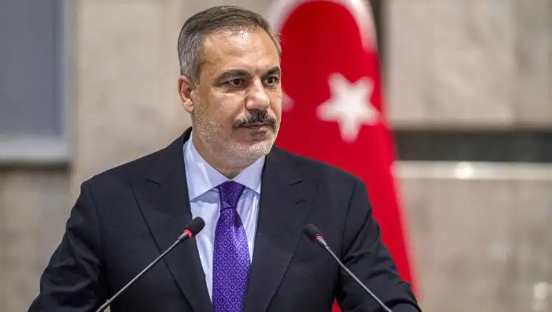 Bakan Fidan: "Cin Şişeden Çıktı" Dedi, Küresel Risklere Dikkat Çekti