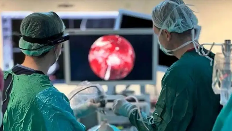 Lazer Parası Talebiyle Tutuklanan Cerrahın Şok Eden Olayı