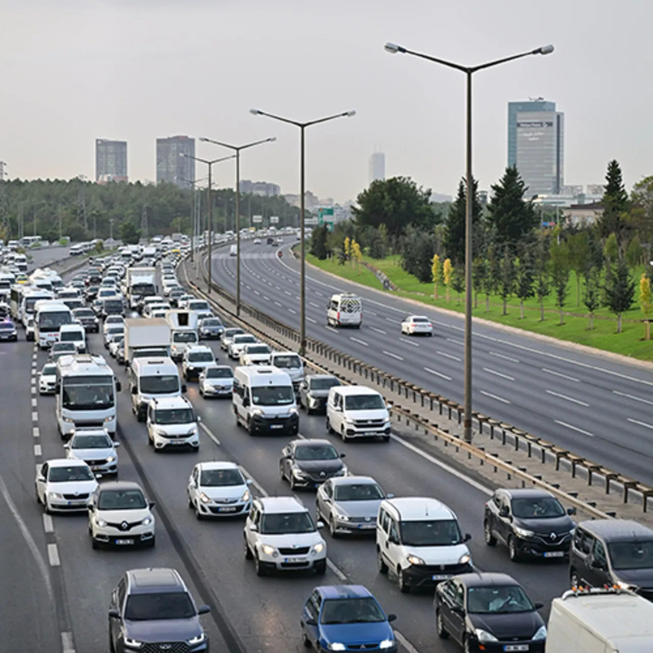 Canlı İstanbul Trafik Durumu Haritası: Güncel Durum ve Yoğunluk