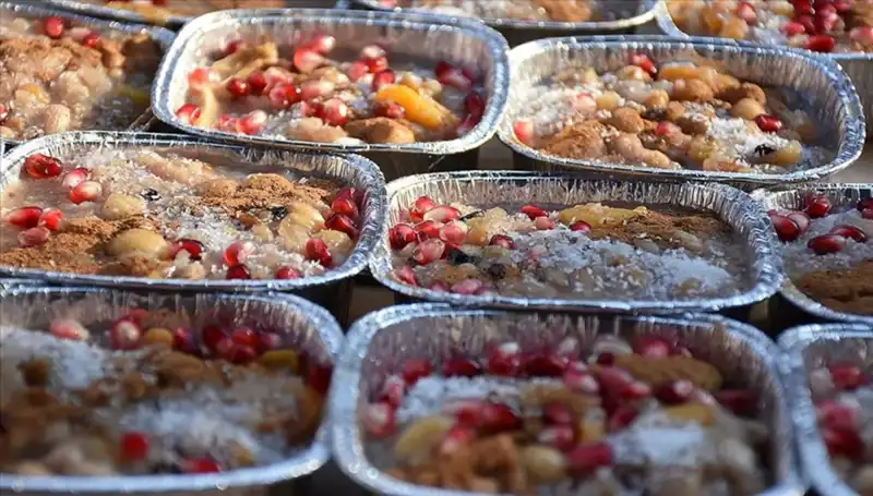 Aşure Ayı 2025’te Ne Zaman? Tarih ve Anlamı Hakkında Her Şey