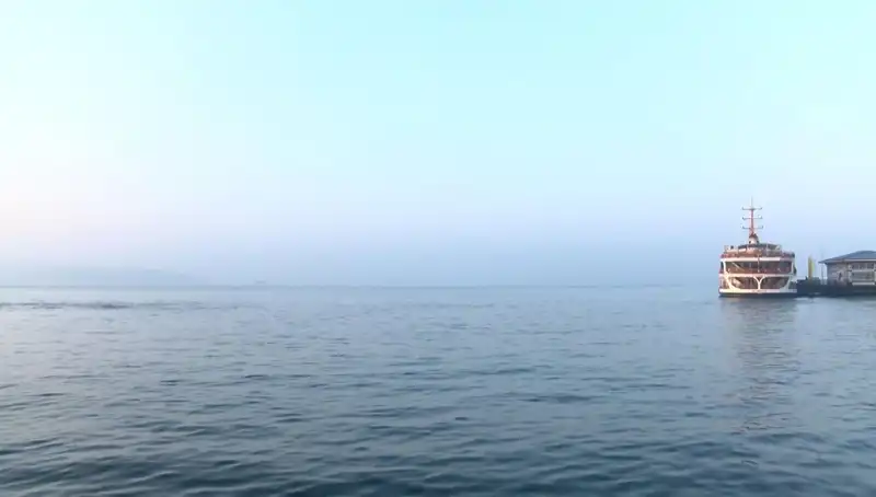 İstanbul Boğazı’nda Gemi Trafiği Yeniden Başladı: Denizde Canlanma Bekleniyor