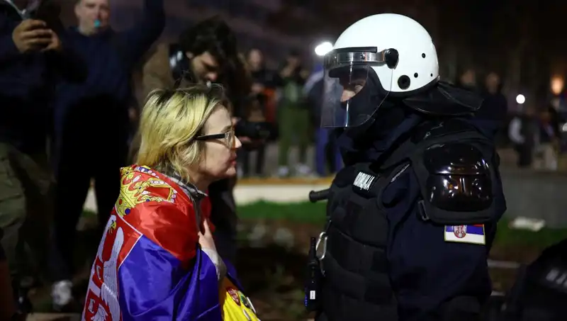 Sırbistan’da Göstericilere Sonik Silah Kullanımı: Muhalefet AİHM’e Başvuruyor