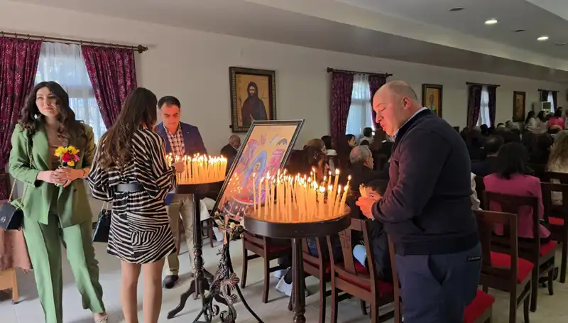 Hatay'da Renkli Gelenek: "Çiçek Bayramı" Coşkusu Tüm Şehri Sardı