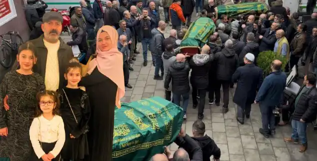 Rize, Strasbourg’da Hayatını Kaybeden Kız Kardeşlere Son Görevini Yaptı