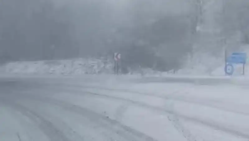 Bir Haftada Üç Mevsim: 48 İl İçin Sarı Kodlu Hava Uyarısı!
