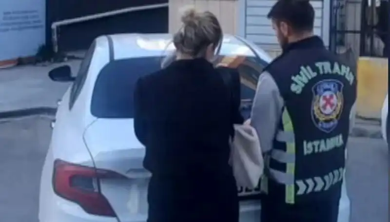 Kadıköy'de Drift Yapan Kadın Sürücüye Şok Ceza: 48 Bin Lira