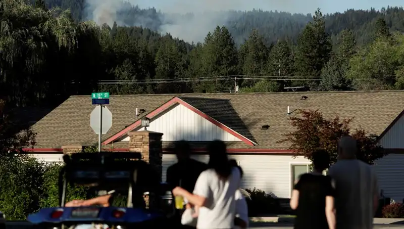 İtfaiyecilere Keskin Nişancı Saldırısı: Yangınla Mücadele Edenler Hedefte