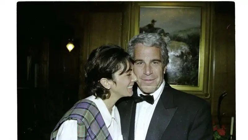 Ghislaine Maxwell: Epstein skandalında 100 ismin ifşası herkesin dikkatini çekti