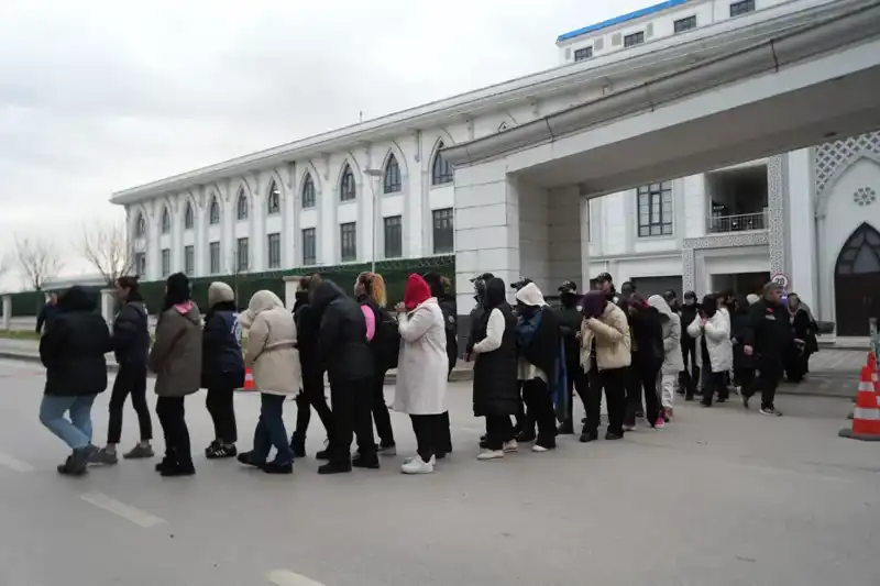 Dolandırıcıların Yeni Yöntemi: Yapay Zeka ile Kadın Görselleriyle 483 Milyon Liralık Vurgun