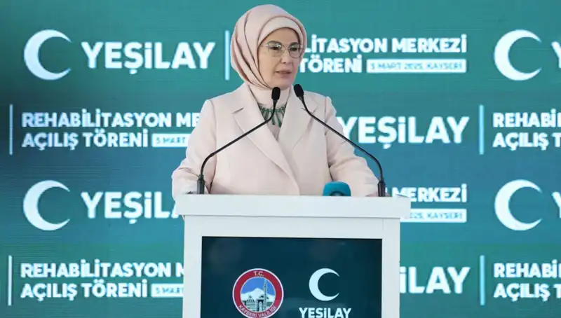 Emine Erdoğan, Bağımlılıkla Mücadelede Umut Dolduran Mesajlar Verdi