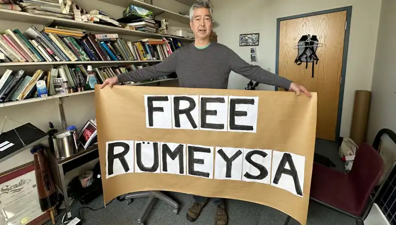 ABD'li Profesör, Rümeysa Öztürk İçin Açlık Grevine Başladı: Nedenleri ve Son Gelişmeler