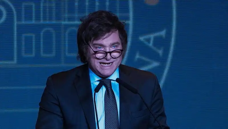 Arjantin Kongresi'nde Gazeteci Eylemi: Siyasi Kriz Büyüyor!