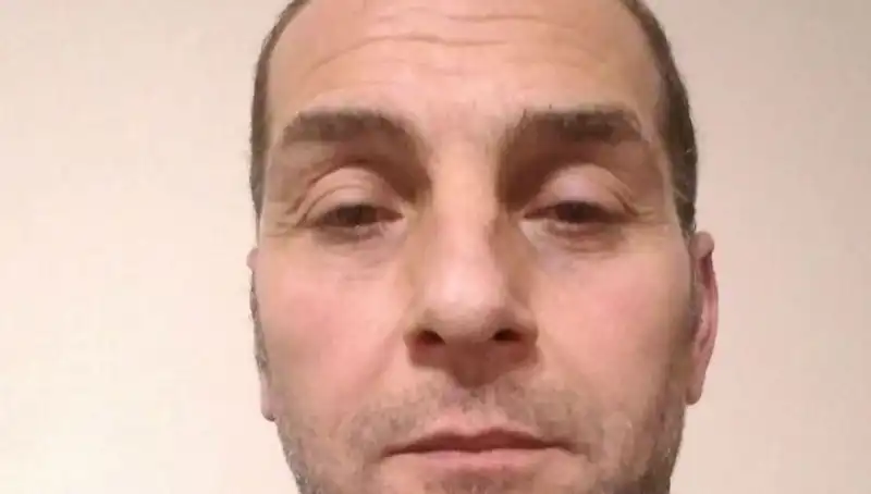 Hayvanları Otlatan Çiftçiye Yıldırım Düştü: O Anlar Kamerada