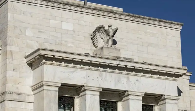 2025 Mart'ta FED Faiz Kararı Beklentileri: Ekonomistler Ne Diyor?