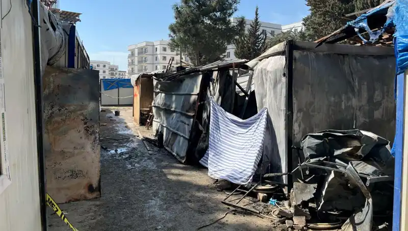 İşçilerin Konteynerinde Çıkan Yangın Herkesi Şaşırttı!