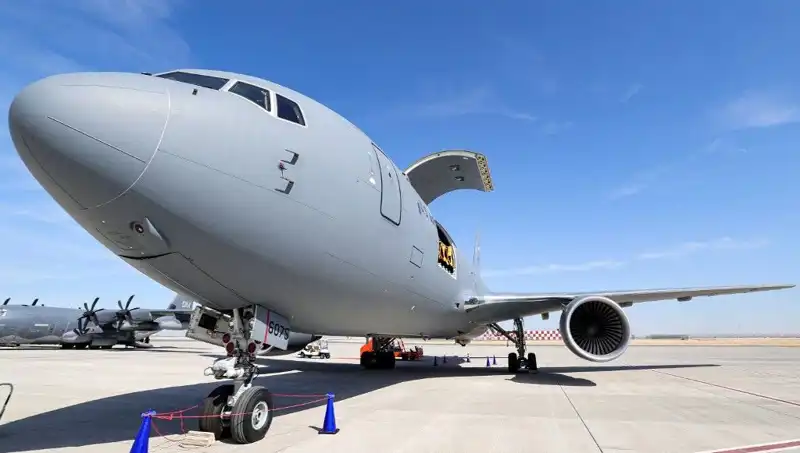 İsrail'in İran'a Gözdağı: Yeni KC-46'lar Hedefe Ulaşıyor