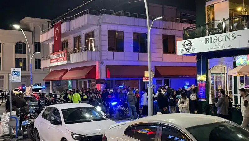 Aniden Patlayan Sıcak Sokaklar: Kafe Sahibine Bıçaklı Saldırı!