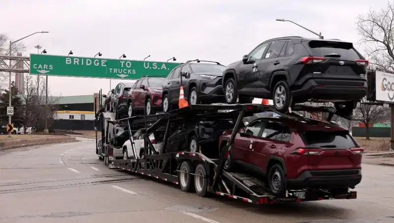 Toyota, ABD Pazarında Hibrit Araç Stratejisini Değiştiriyor