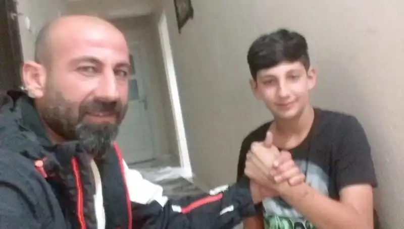 Çatı Tamiri Sonrası Baba ve Oğul Arasındaki Gerilim Büyüyor