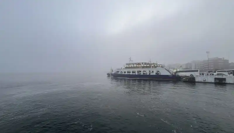 Yoğun Sis Nedeniyle Çanakkale Boğazı Transit Gemilere Kapatıldı: Seyirler Durdu!