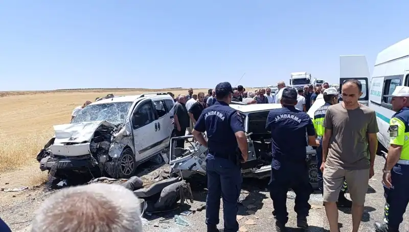 Ortak Yolda Feci Kaza: 4 Can Gitti, 1 Kişi Yaralandı