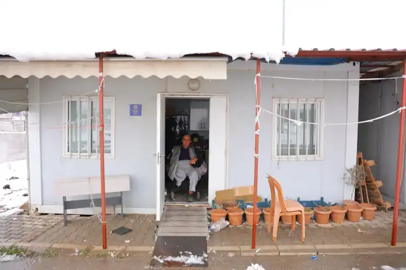 Hayatta Kalma Mücadelesi: Depremin 6. Gününde Enkazdan Kurtulan Adam