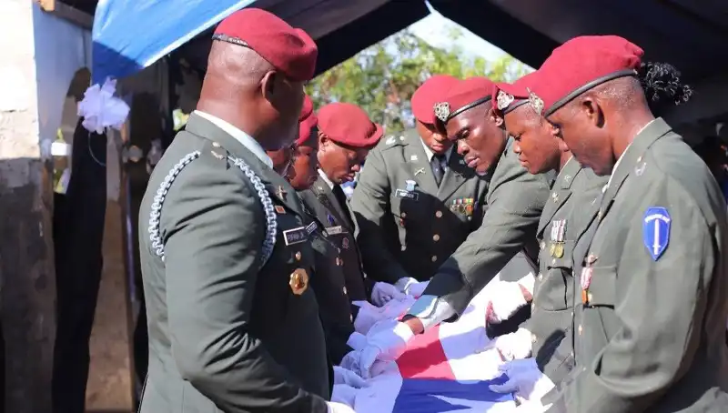 Liberya’nın Efsanevi Lideri: 45 Yıl Sonra Yeniden Gömüldü