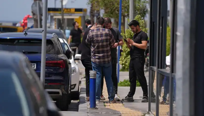 Depremde Balkondan Atlayanların Yaralanma Sebepleri ve Sonuçları