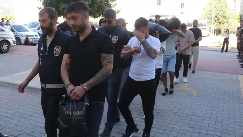 Sahte Eskort İlanlarıyla 12 Milyon Liralık Dolandırıcılık Skandalı